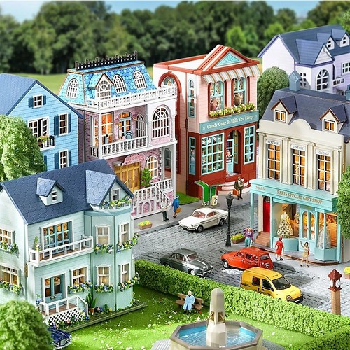 Large wooden dolls house - large, easy