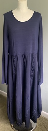 Out xile navy blue balloon - of,