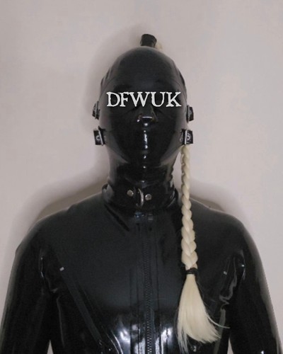 Medium rubber hood mask - medium,