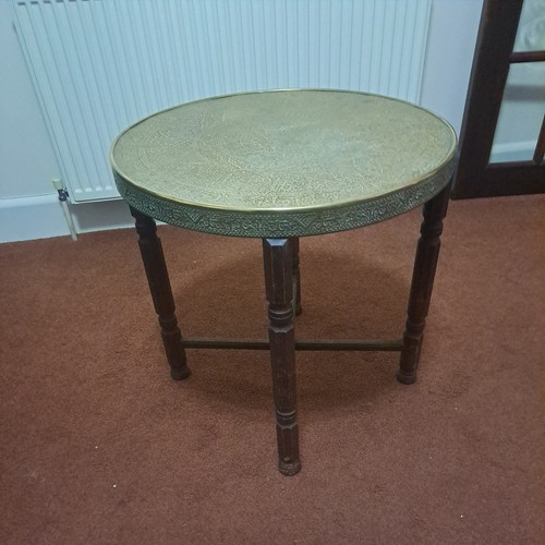 Vintage brass tray table - brass,