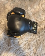 Golds Gym Boxing Gloves 14 oz