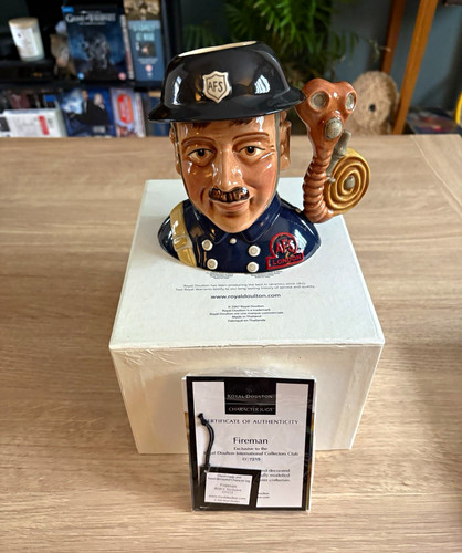 Royal doulton fireman - royal,