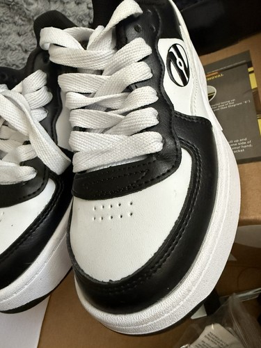 New youth roller heelys - new,