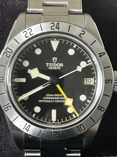 2023 tudor black bay - black, •