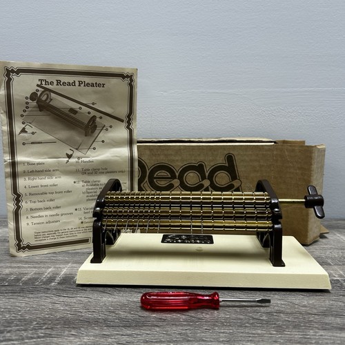 The read pleater hand crank - read,