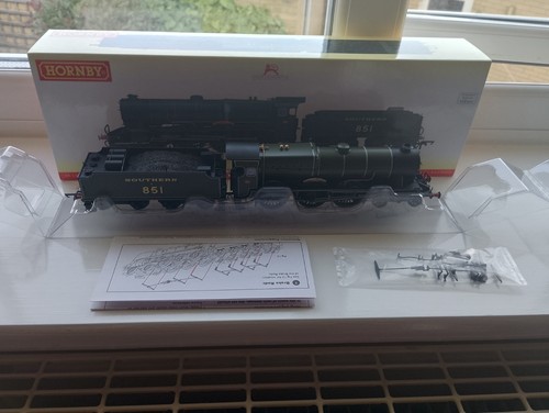 Hornby r3634 gauge - oo, lord