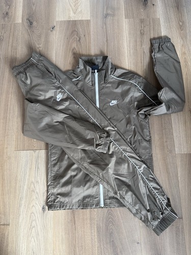 Nike nylon khaki small - small, slayer