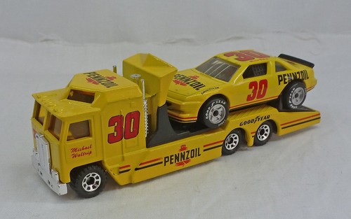 Matchbox team convoy - matchbox, kenworth
