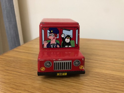 Postman pat 1983 diecast toy - 1983,