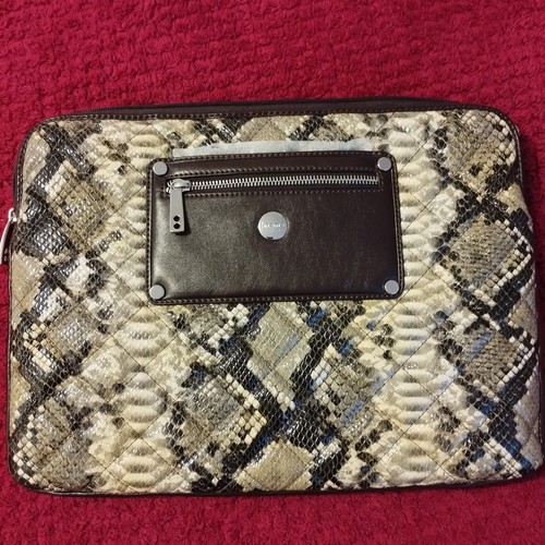 Elegant laptop case - elegant,
