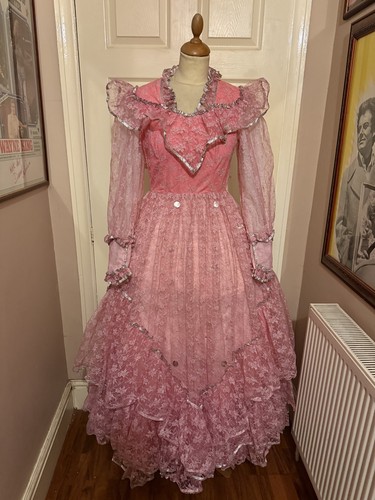 Womens pantomime principal - womens,