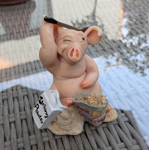 The leonardo collection pigs - leonardo,