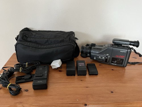 Retro sanyo d6p camcorder - sanyo,