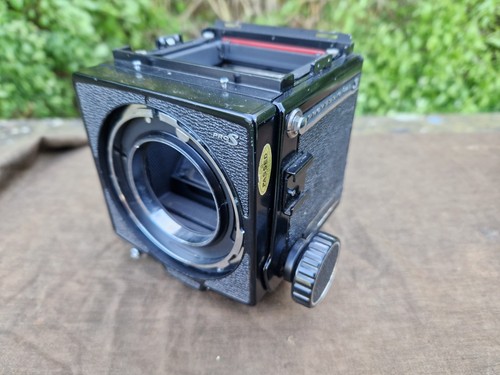 Mamiya pro 6x7 camera - pro,