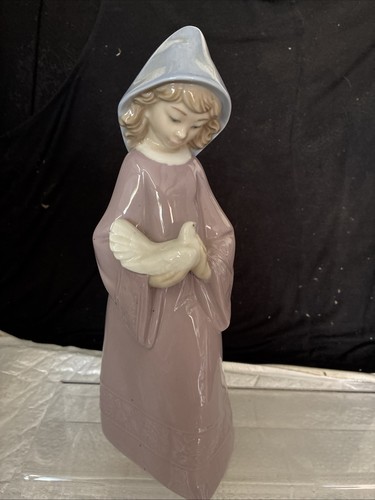 Vintage lladro nao figurine - vintage,