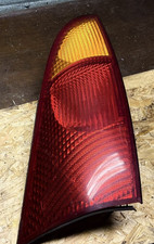 2005 FORD FOCUS MK1 RIGHT DRIVER SIDE O/S REAR TAIL LIGHTS 1M5113404A