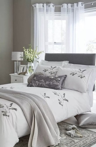 Bnwt stunning laura ashley - bnwt,