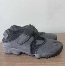 NIKE WOMENS AIR RIFT SUEDE