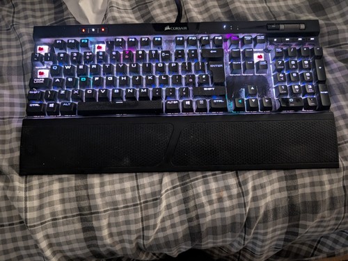 Corsair k70 mk2 cherry - cherry, red