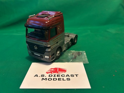 Corgi modern truck mercedes - modern,