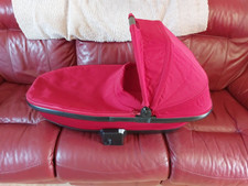 Quinny Foldable Carrycot, Red