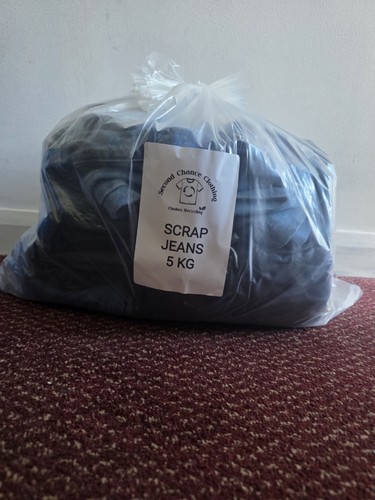 5kg scrap jeans bundle - jeans, mixed