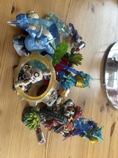 Skylanders trap team figures and traps