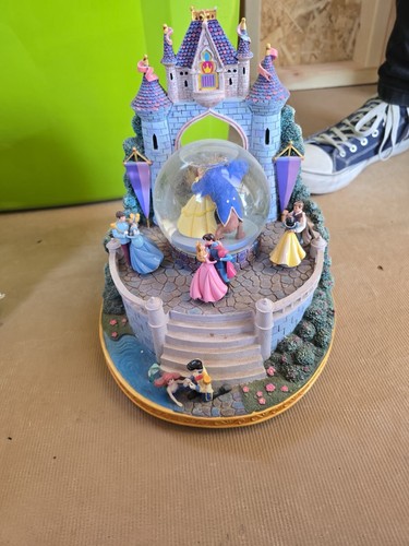 Disney princess vintage - disney, snow