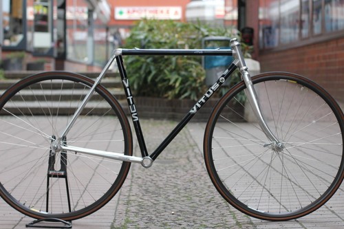 Vitus black alloy road bike - road,