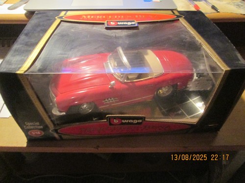 Burago red - ,
