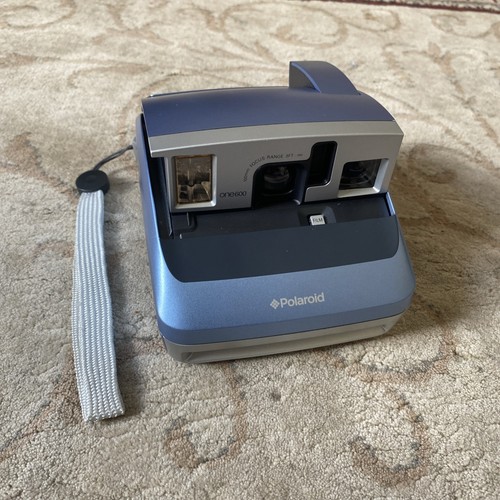 Polaroid one 600 instant film - one,