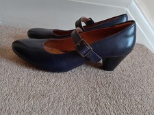 Clarks Artisan Mid Heel Mary