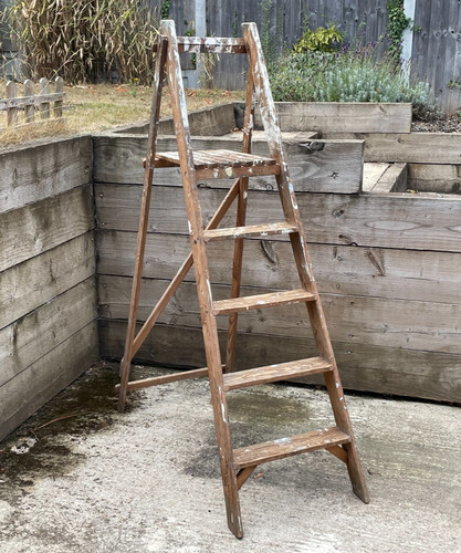 Vintage tall wooden paint - tall,
