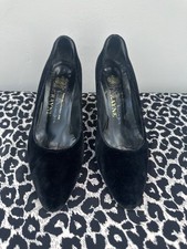 Rayne Ladies Black Velvet