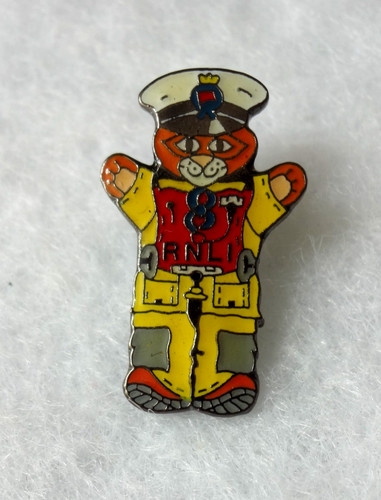 Rnli cat pin badge - cat,