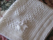 LOVELY HAND CROCHET BABY BLANKET IN WHITE WITH WHITE BOW (2)