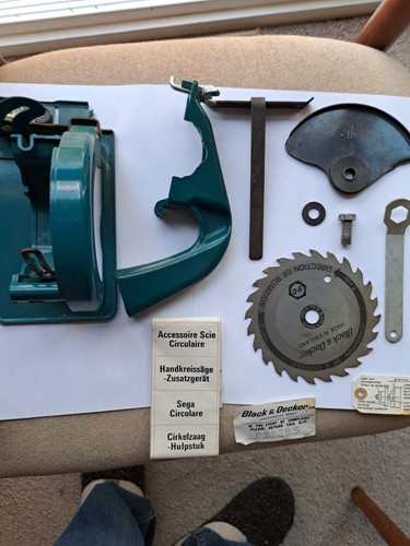 Black decker circular saw - &,