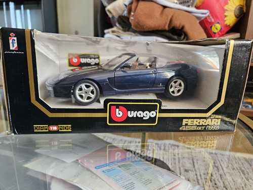 Burago die cast metal - cast,