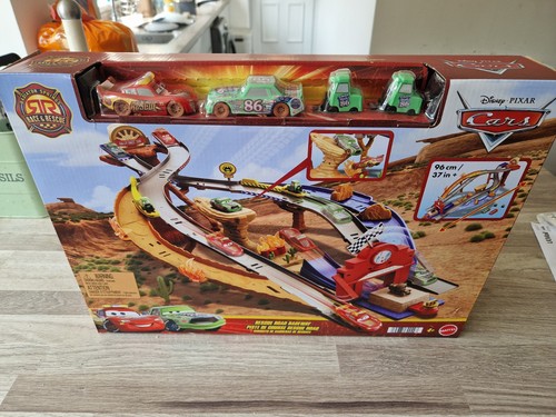 Disney cars rescue raceway - disney,