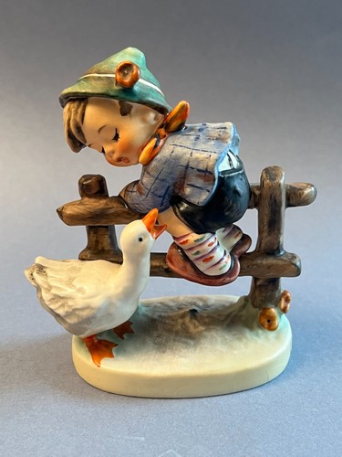 Goebel hummel barnyard hero - goebel,