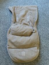 Eloise details pink boulce car