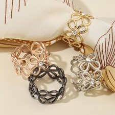 Crystal Shawl Rings Clip