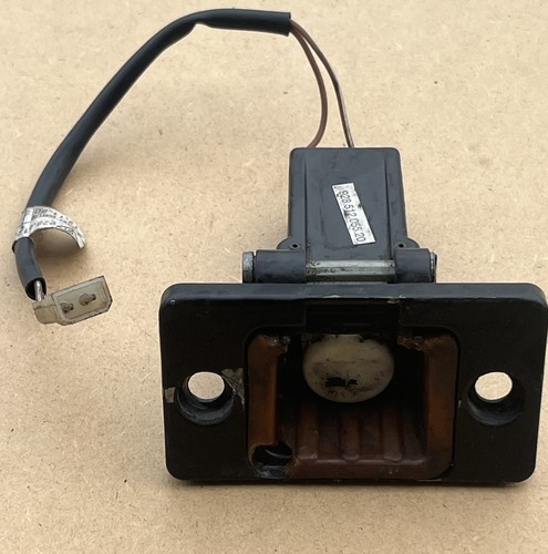 Porsche 928 tailgate lock - porsche,