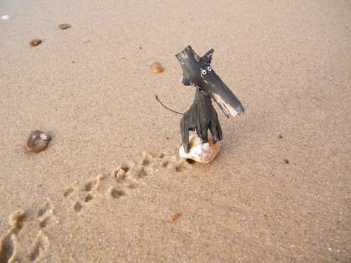 Driftwood smiler horse