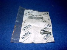 YAMAHA SR400 TDM900 GEN NOS 2