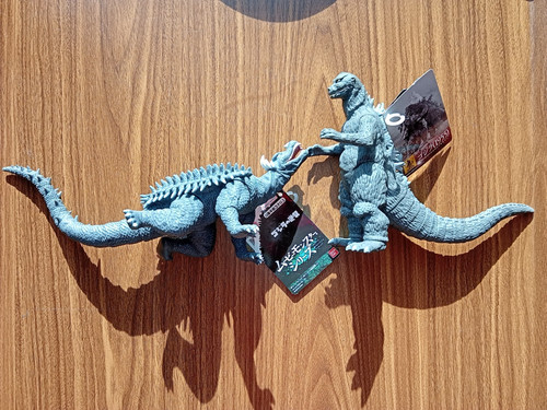 Bandai godzilla and anguirus - bandai,