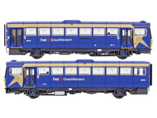Dapol , N gauge,  2D-142-009, Class 142 two car DMU  142 070 First Great Western