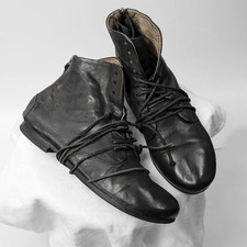 Marsell Asymmetric Wide Toe