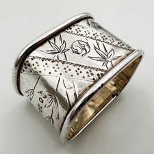 AESTHETIC MOVEMENT NAPKIN RING