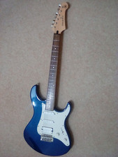 Yamaha Pacifica 012 – Full